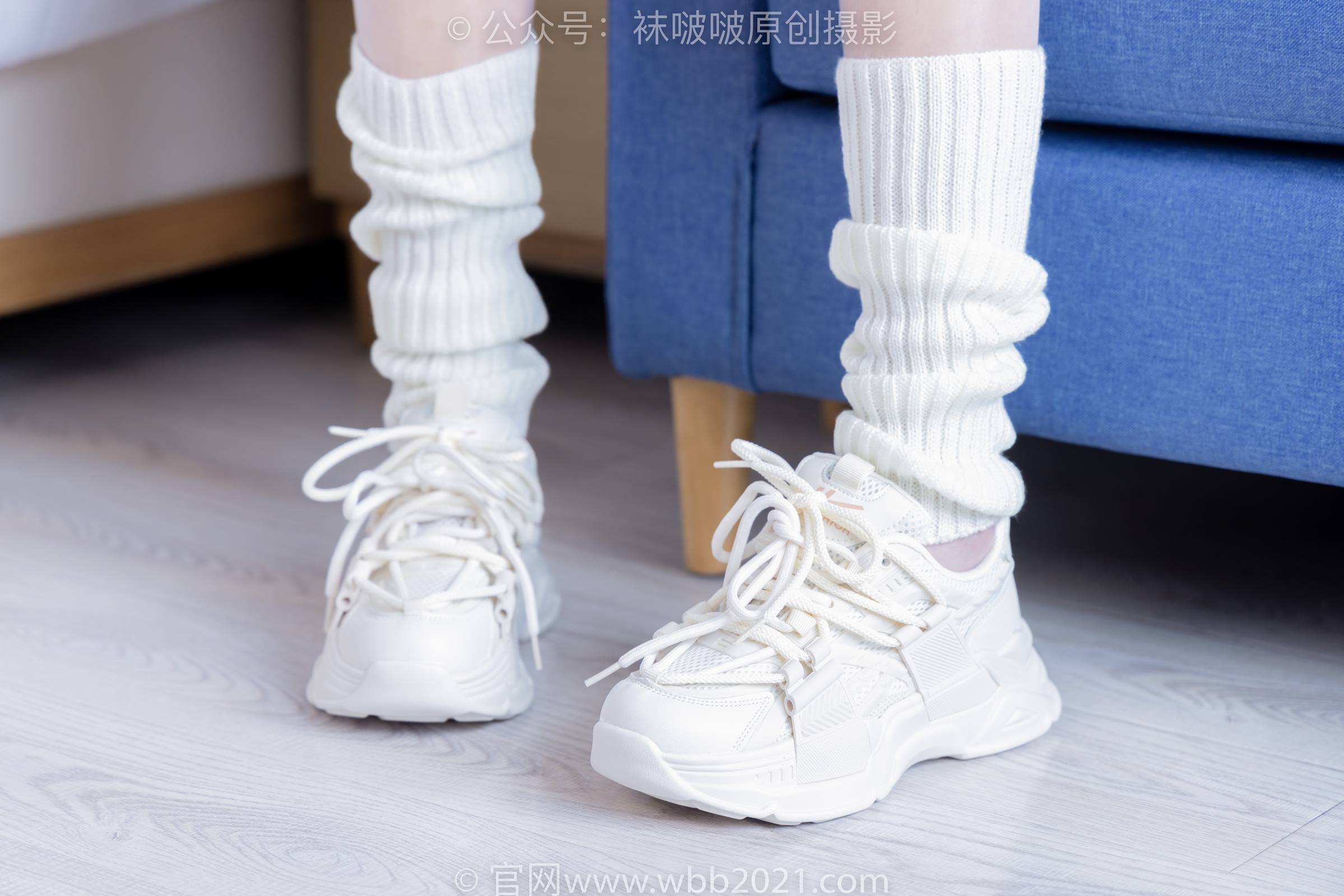 [BoBoSocks袜啵啵]NO.305 小甜豆-运动鞋、人字拖、袜套、油亮白丝[140P]插图