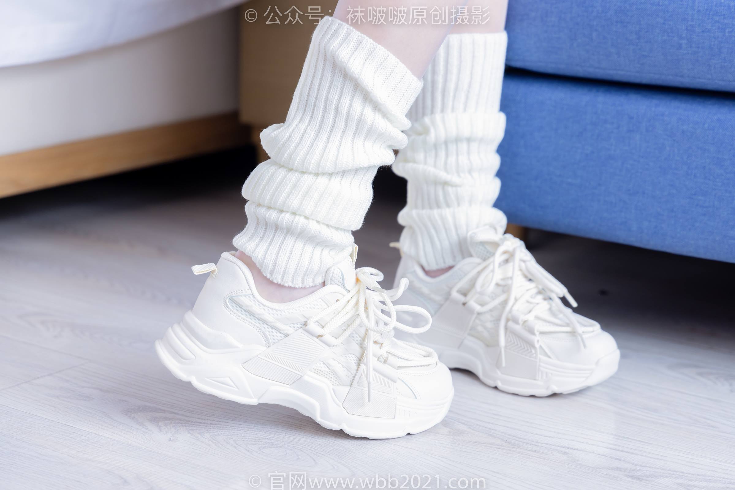 [BoBoSocks袜啵啵]NO.305 小甜豆-运动鞋、人字拖、袜套、油亮白丝[140P]插图2